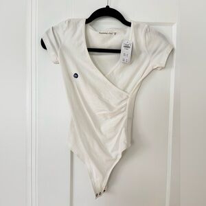 Abercrombie & Fitch White Bodysuit | NWT | Size XXS